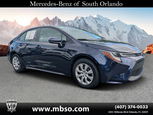 Used 2022 Toyota Corolla LE image 11