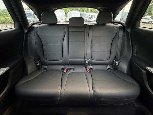 Used 2026 Mercedes-Benz GLC 300 4MATIC image 17