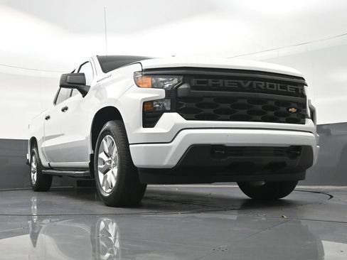 Used 2024 Chevrolet Silverado 1500 Custom RWD image 31