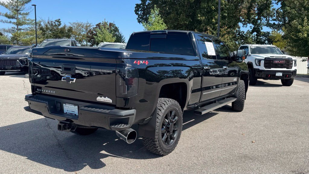 Used 2018 Chevrolet Silverado 2500 High Country w/ Duramax Plus Package AWD/4WD image 2