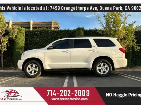 Used 2015 Toyota Sequoia SR5 w/ Premium Package RWD image 11