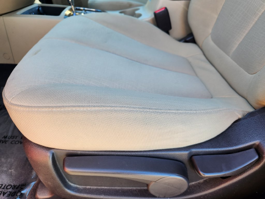 Used 2010 Hyundai Santa Fe GLS AWD/4WD image 15