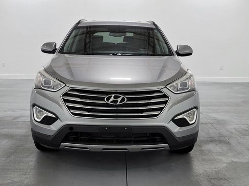 Used 2016 Hyundai Santa Fe SE FWD image 3