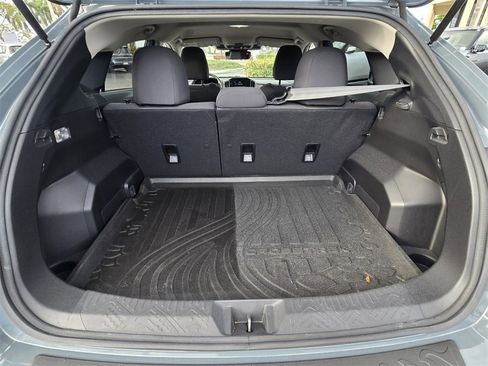 Used 2024 Subaru Crosstrek 2.0i Premium image 11