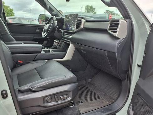 Used 2025 Toyota Tundra Limited AWD/4WD image 21