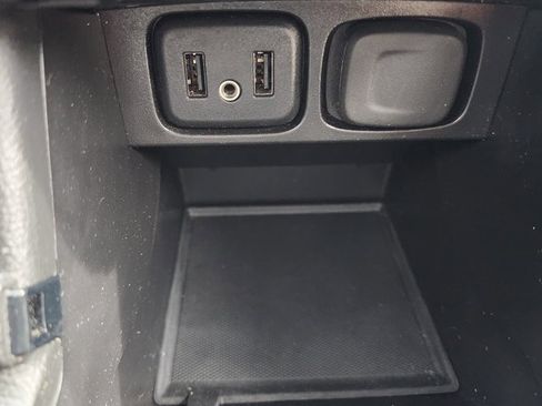 Used 2018 Buick Encore Preferred image 23