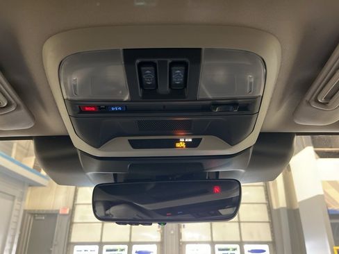 Certified 2024 Subaru Crosstrek 2.0i Premium image 25