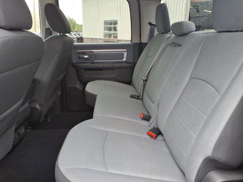 Used 2023 RAM 1500 Classic SLT AWD/4WD image 7