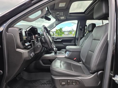 Used 2022 Chevrolet Silverado 1500 LTZ w/ LTZ Premium Package AWD/4WD image 26
