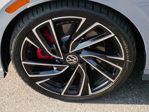 Used 2024 Volkswagen GTI Autobahn FWD image 15