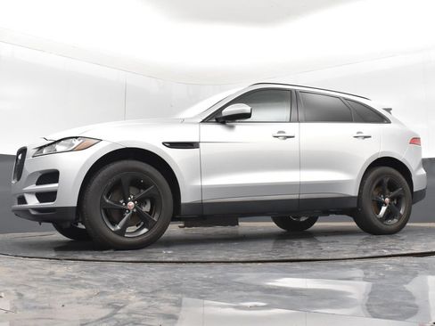 Used 2019 Jaguar F-PACE Premium AWD/4WD image 28