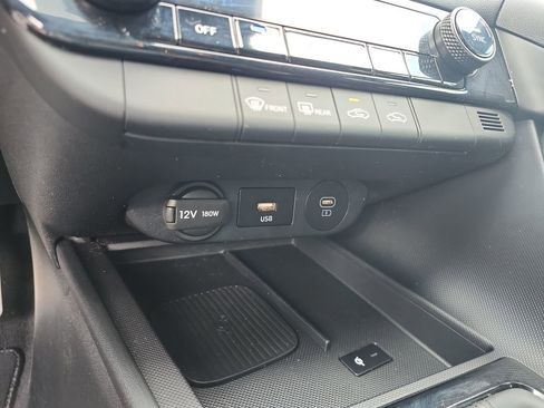 Certified 2025 Hyundai Elantra Sport w/ Cargo Package image 29