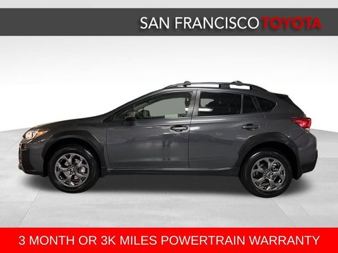 Used 2021 Subaru Crosstrek 2.5i Sport w/ Moonroof Package image 2