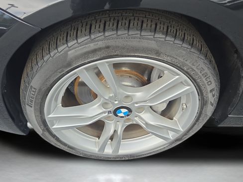 Used 2018 BMW 340i xDrive Sedan w/ Premium Package AWD/4WD image 39