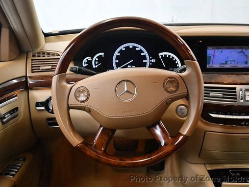 Used 2008 Mercedes-Benz S 550 4MATIC image 28