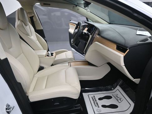 Used 2019 Tesla Model X 100D image 39