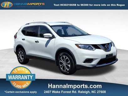 Used 2016 Nissan Rogue S w/ Appearance Package