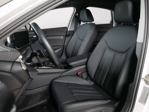 Certified 2025 Audi A5 2.0T Premium w/ Convenience Package AWD/4WD image 10