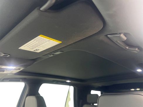 Used 2024 GMC Yukon Denali image 77