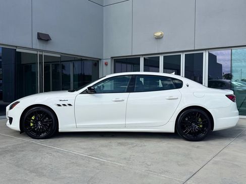 Certified 2022 Maserati Quattroporte Modena RWD image 5