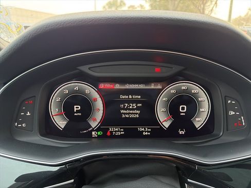 Used 2025 Audi Q7 3.0T Premium Plus image 17