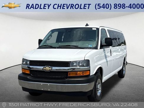 Certified 2024 Chevrolet Express 3500 LT w/ LT Preferred Equipment Group RWD image 1