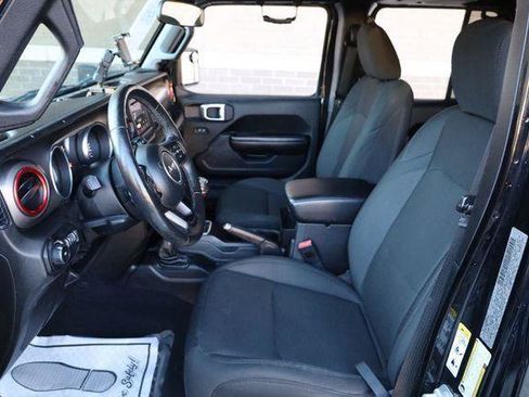 Used 2018 Jeep Wrangler Unlimited Sport S AWD/4WD image 18