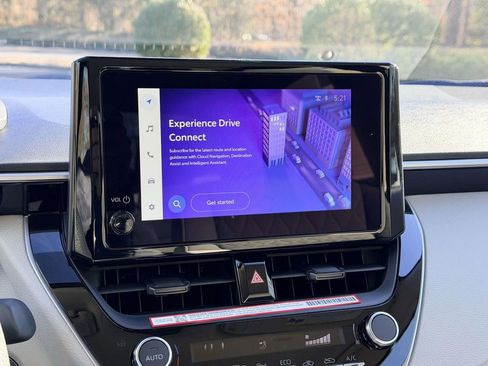 Used 2026 Toyota Corolla LE image 3