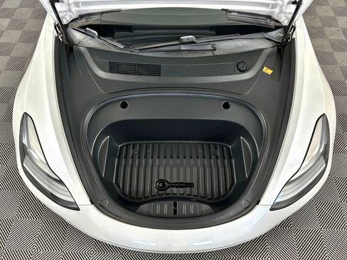 Used 2021 Tesla Model 3 Performance image 22