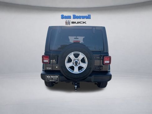 Used 2019 Jeep Wrangler Unlimited Sport S AWD/4WD image 9