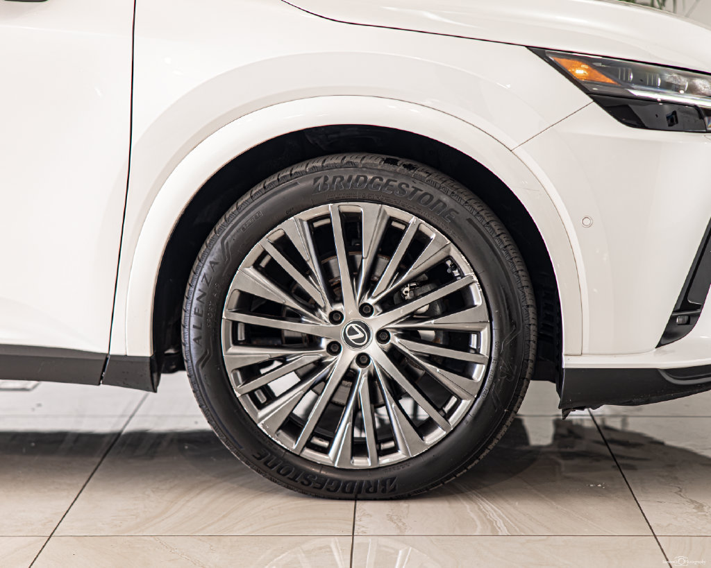 Used 2023 Lexus RX 350 AWD w/ Cold Area Package image 10
