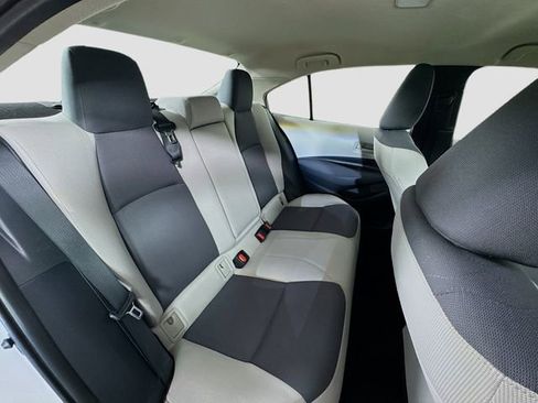 Certified 2023 Toyota Corolla LE image 28