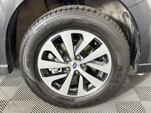 Used 2023 Subaru Outback AWD/4WD image 29