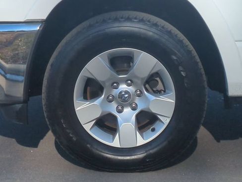Used 2025 RAM 1500 Big Horn AWD/4WD image 19