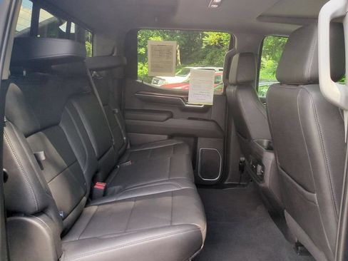 Used 2022 Chevrolet Silverado 1500 LT Trail Boss w/ Convenience Package II AWD/4WD image 28
