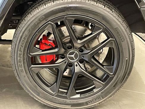 Used 2025 Mercedes-Benz G 63 AMG G 63 AMG image 12