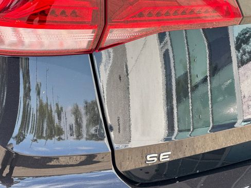 Used 2022 Volkswagen Taos SE image 26