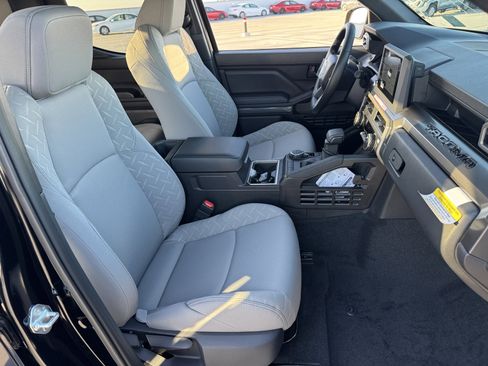 New 2026 Toyota Tacoma SR5 AWD/4WD image 8