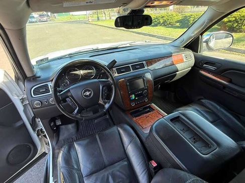 Used 2007 Chevrolet Tahoe LTZ w/ LTZ Preferred Equipment Group image 25