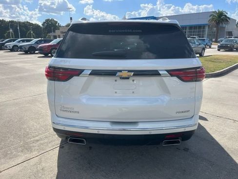 Used 2022 Chevrolet Traverse Premier w/ LPO, Floor Liner Package FWD image 5