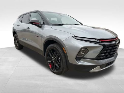 New 2025 Chevrolet Blazer LT w/ Redline Edition image 7
