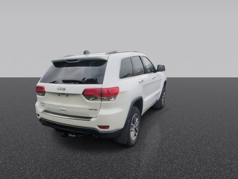 Used 2018 Jeep Grand Cherokee Limited AWD/4WD image 9
