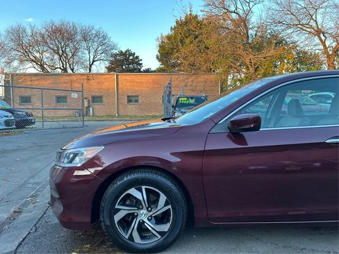 Used 2016 Honda Accord LX image 21
