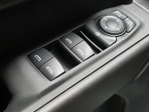 Used 2024 Chevrolet Silverado 1500 Custom image 24