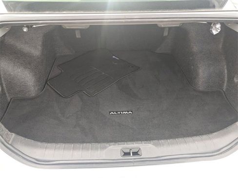 Used 2024 Nissan Altima 2.5 SV image 27