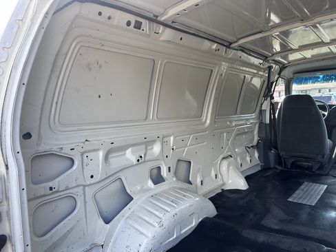 Used 1995 Ford E-250 and Econoline 250 image 17