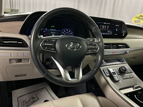Used 2022 Hyundai Palisade SEL w/ Premium Package FWD image 13