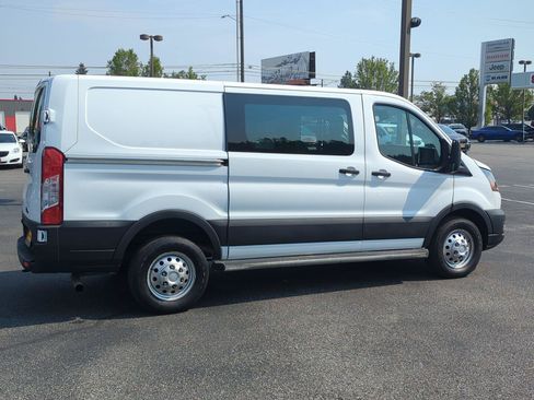 Used 2023 Ford Transit 250 Low Roof AWD w/ Exterior Upgrade Package image 9