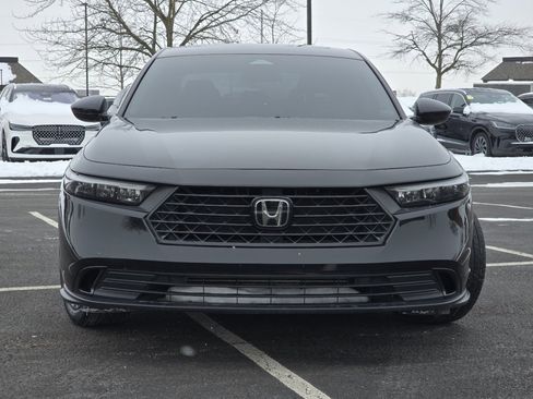 Certified 2023 Honda Accord EX image 13
