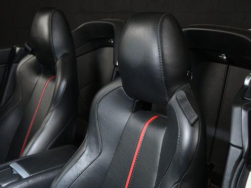 Used 2015 Aston Martin V8 Vantage GT RWD image 39